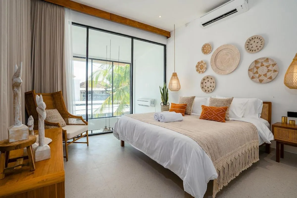 Villa Casa Goya - Lofty Pool Villa Near The Beach In Vibrant Legian